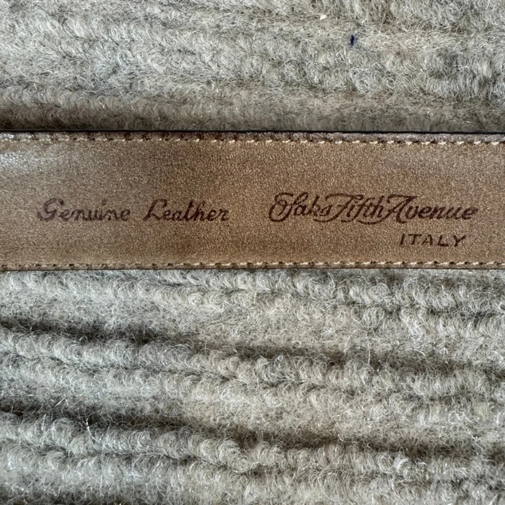 Saks Fifth Avenue Mens Brown Leather Dress Belt Size 34 Made in Italy 28219-291